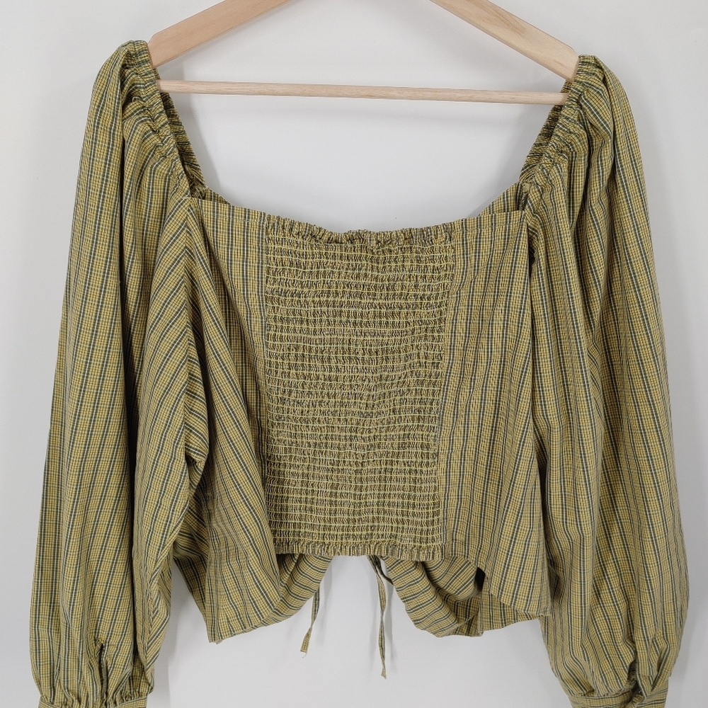 Levi's Ruched Balloon Sleeve Top - Picture 5 of 6